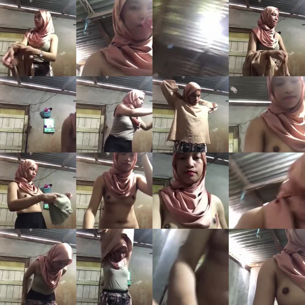 Rok batik ukhty masih kenceng di kamar mandi